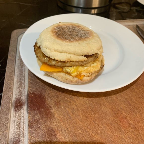 Meet your Posher, Joanne - Picture 1 of 1